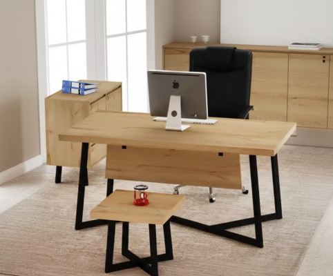 Lichtbruin ontwerpersbureau kantoormeubels ontwerpers tafels Hout Nieuw