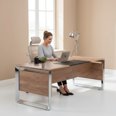 Moderne bruine bureau, kantoormeubels, houten ontwerpstijl voor thuiswerkplek