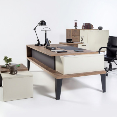 Ontwerpbureau Exclusieve kantoormeubelen Tafel Groot directiebureau