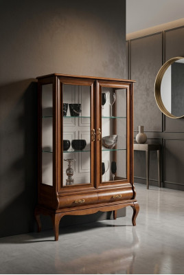 Luxe houten kledingkast met klassieke vitrinekast.