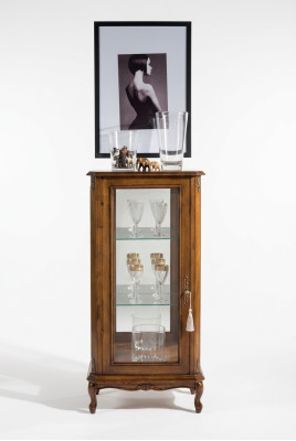 Klassieke bruine vitrine Luxe glazen kast Ontwerper houten meubilair Woonkamer