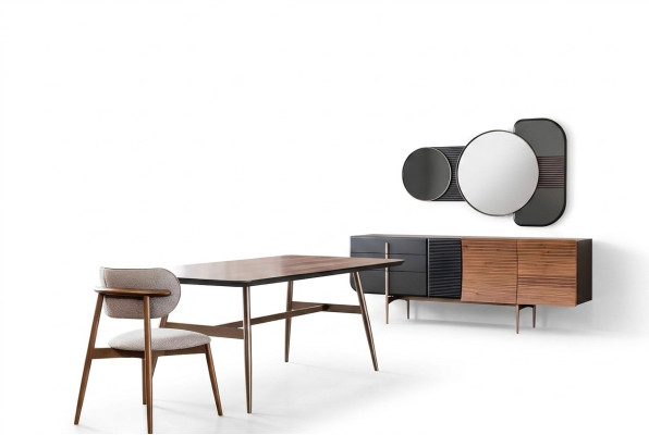 Groep eetkamer eettafel stoelen dressoir 8-delig houten tafel bruin nieuw.