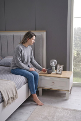 Groep nachtkastjes houten bijzettafels slaapkamer grijs nachtkastje