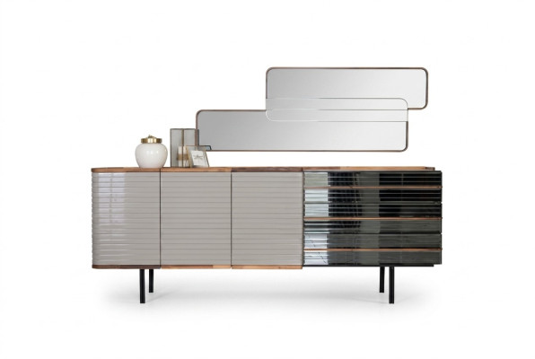 Witte dressoir met spiegel commode kast hout eetkamer.