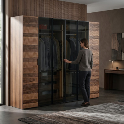 Moderne slaapkamer kledingkast ontworpen glazen kast luxe meubels