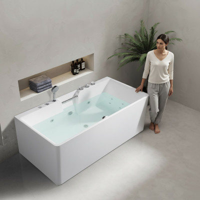 Whirlpool binnenzwembad, wit ligbad Home Spa, ontspannend.