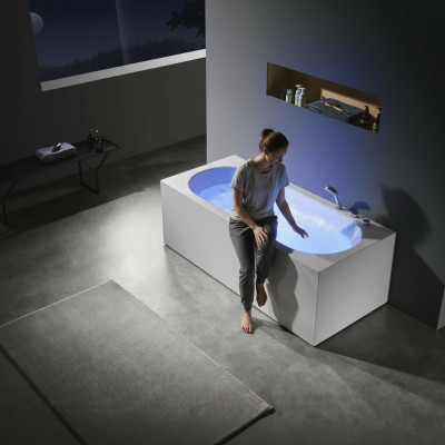 Luxe bad whirlpool bubbelmassage jets ligbad whirlpool LED