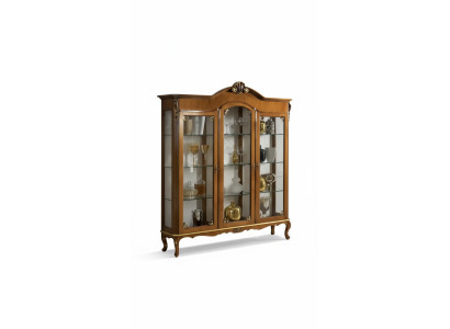 Klassieke vitrinekast van hout, luxe glazen kast van edel houtrek vitrines.