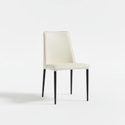 Witte eetkamerstoel, designer houten stoelen, stijlvolle moderne textielstoelen.