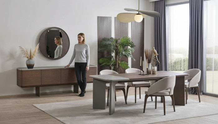 Grote eetkamerset, design eettafel, 4 stoelen, dressoir, spiegel