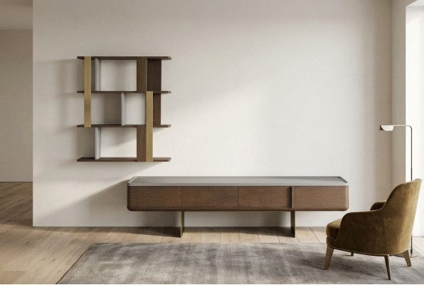 Bruine woonkamerset, stevige tv-kast, ontwerphouten legplanken.