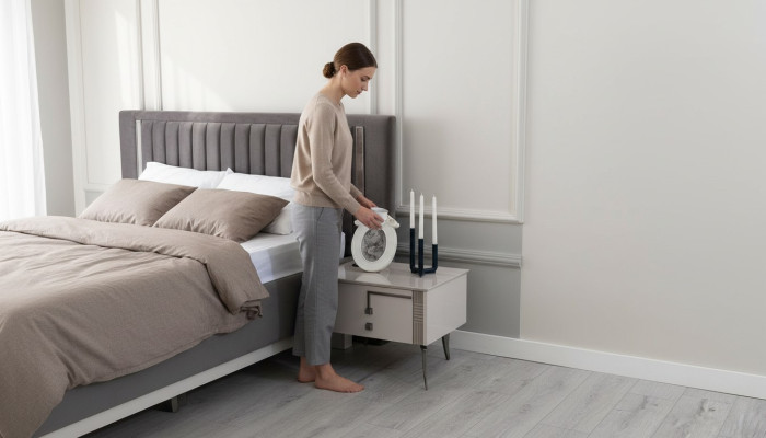 Beige nachtkastje slaapkamer houten meubels houten console luxe nachtkastjes.