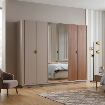 Beige kledingkast slaapkamer kasten glazen deuren 6-deurs kast