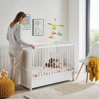 Kinderkamer kinderbed luxe bed houten meubels moderne designmeubels nieuw