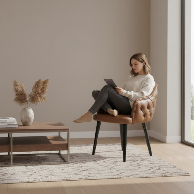 Chestefield stoel met armleuningen designer eetkamer moderne inrichting.