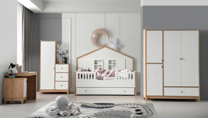Stijlvol kinderkamerset bed kledingkast en tafel licht 4-delig