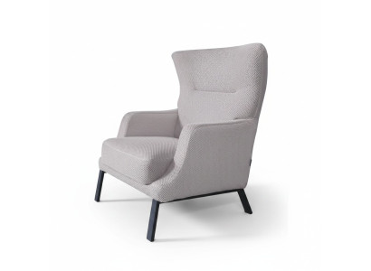 Witte stoffen fauteuil gestoffeerd eenzitter armleuning fauteuil woonkamer zitmeubel