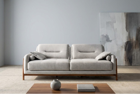 Luxe bank 3-zits bankstel meubels in moderne woonkamer gestoffeerd met textiel.