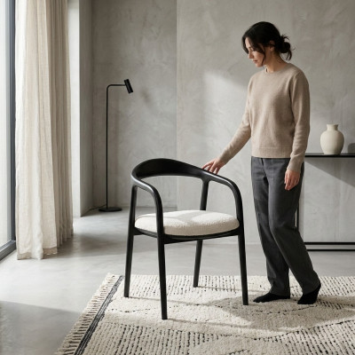 Zwart-witte eetkamerstoelen Luxe keukenzitmeubels Metalen stoelen