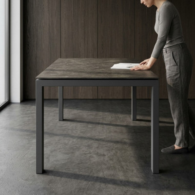 Eetkamer eettafel luxe inrichting tafelontwerp meubelstijl modern nieuw