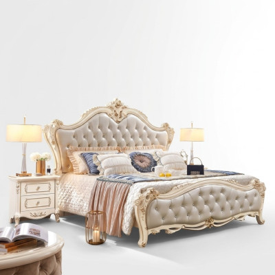Dit klassieke meubelset van 3 delen bestaat uit een luxe bed en 2 nachtkastjes.