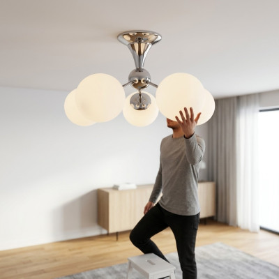 Plafondlamp Een verchroomde hanglamp voor de woonkamer Luxe armatuur Lampen