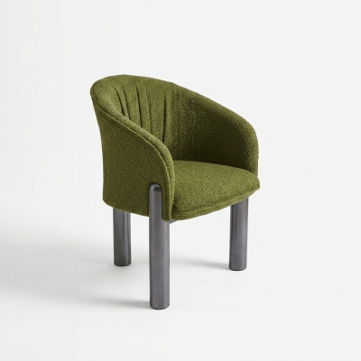 Luxe groene fauteuil met één zitplaats, moderne gestoffeerde stoel voor in de woonkamer.