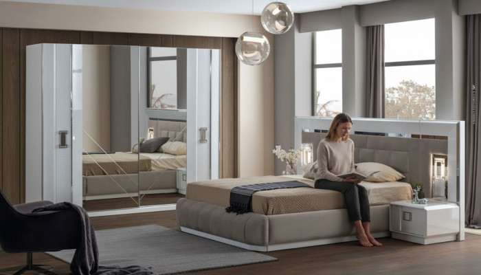 Slaapkamer Compleet Set Bed 2x Nachtkastje Kledingkast Nieuw Design 4-delig.