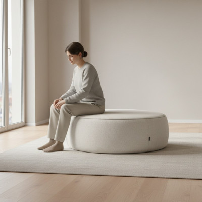 Witte luxe gestoffeerde kruk ronde kruk zitmeubel ontwerp stijlvol meubilair
