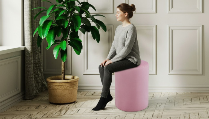 Roze poef luxe voetbank moderne stijl nieuwe zitter woonkamer