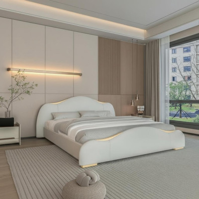 Moderne grijze bed met gouden details en een elegante hoofdeinde