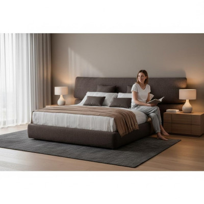 Moderne zwarte stoffen bed met hoge hoofdeinde