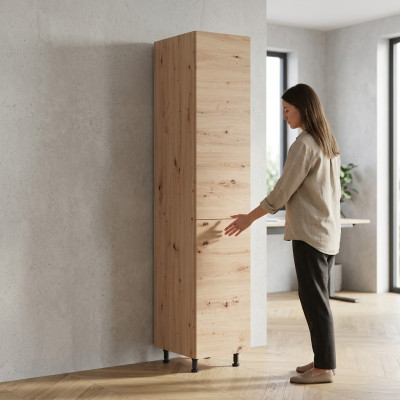 Grote keukentafel met planken