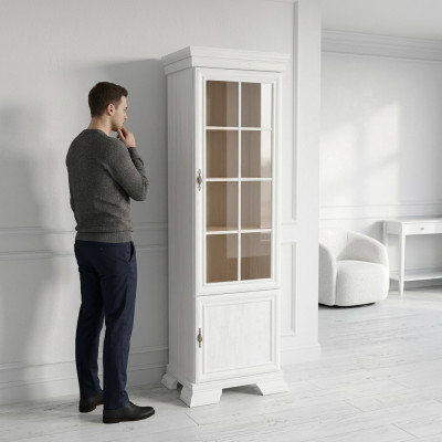 Vintage balt vitrine
