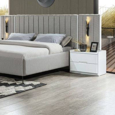 Moderne witte nachttafel