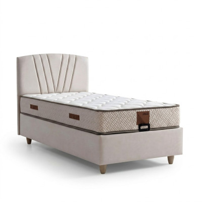 Elegante bruine stoffen bed