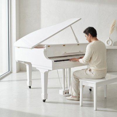 Witte digitale piano
