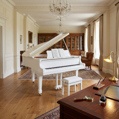 Witte digitale piano