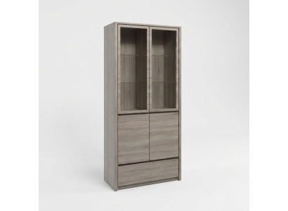 Keuken met lade en glazen planken