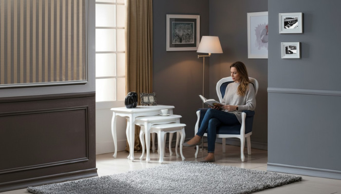 Chippendale fauteuil met hoge rugleuning, bankstel met voetenbanken, krukje, pianokrukje nieuw