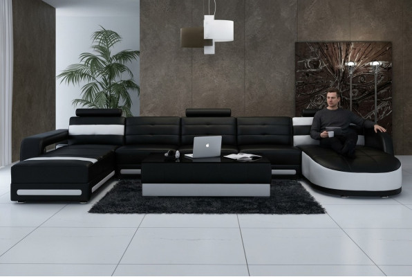 Hoekbank met ergonomische rugleuning en comfortabele armleuningen.